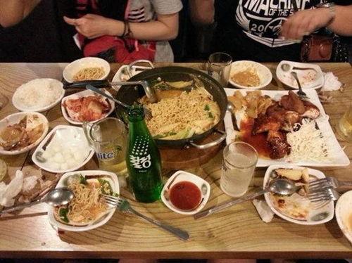 夜宵吃不完娱乐圈吃瓜,吃瓜群众狂欢时刻